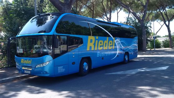 Bus - Riedel KG Busreisen & Taxi aus Langenau