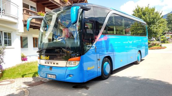 Bus - Riedel KG Busreisen & Taxi aus Langenau