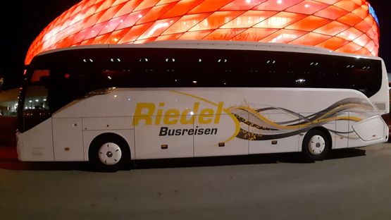 Bus - Riedel KG Busreisen & Taxi aus Langenau