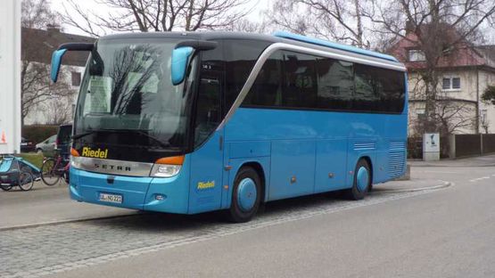 Bus - Riedel KG Busreisen & Taxi aus Langenau